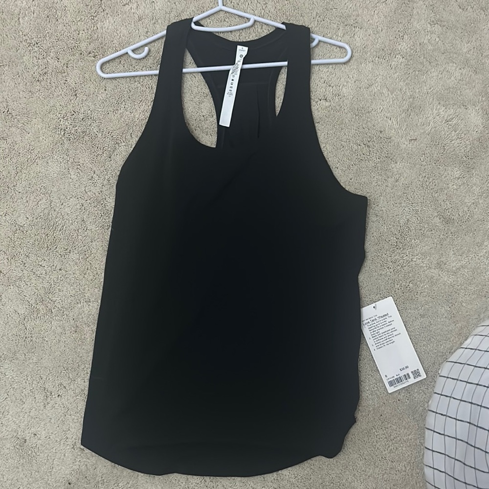 Lululemon Black tank top (Love tank *Pleated), Size 8